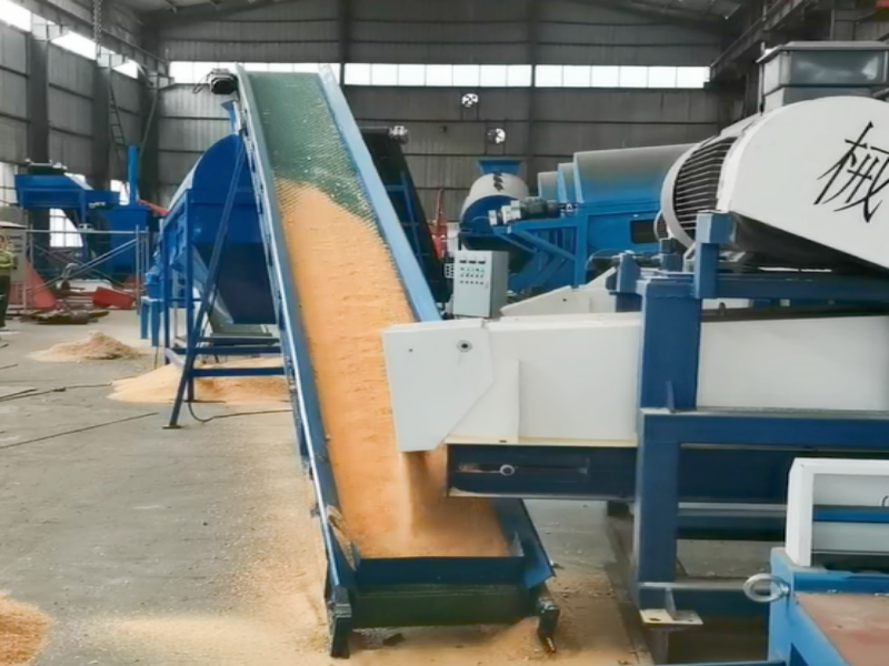 210木屑機生產(chǎn)線